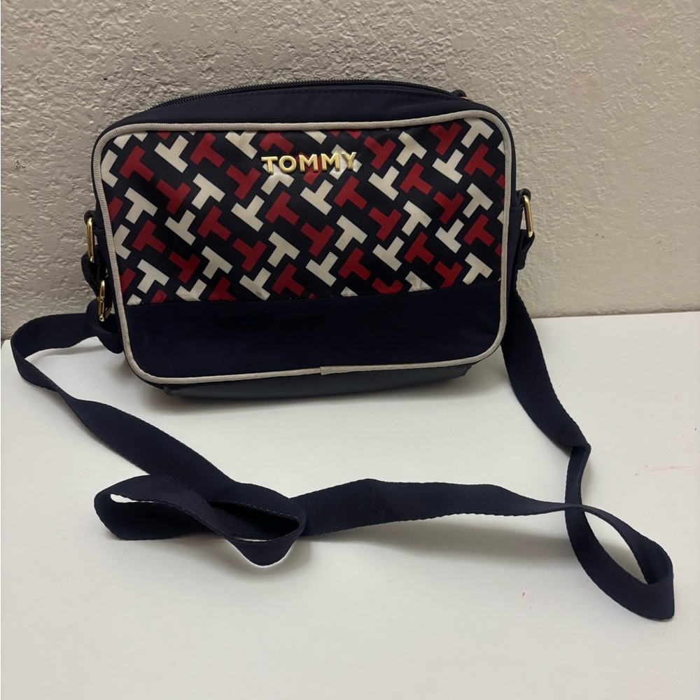 Tommy Hilfiger‎ Women's Navy and Red Crossbody Bag - Picture 2 of 6